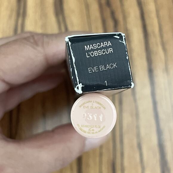 Gucci Mascara L'Obscur Lash By Lash 1 Eve Black 6.5ml/0.21oz - Picture 3 of 3